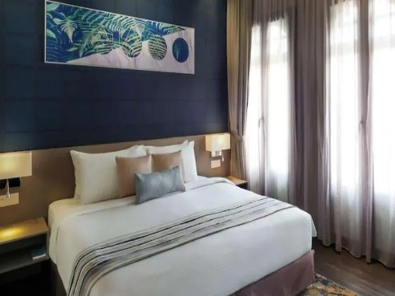 28 Bahari Hotel George Town 3*,